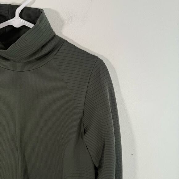 Athleta Flurry Blizzard Peat Green Ribbed Turtleneck Seamless Base Layer Large - Picture 14 of 15